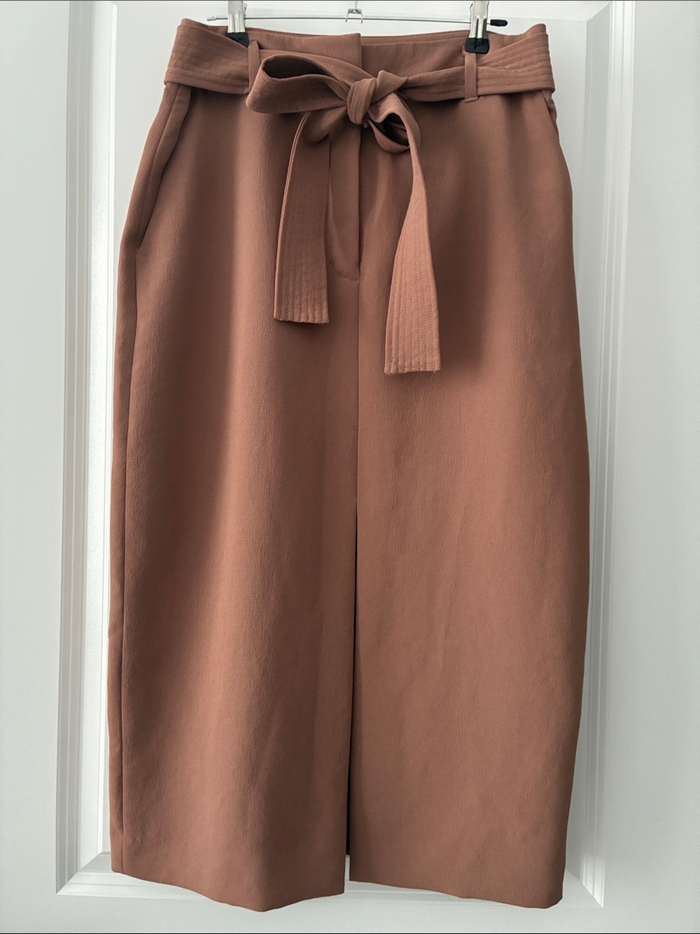 NWOT Aritzia Wilfred Size 10 Jallade Skirt